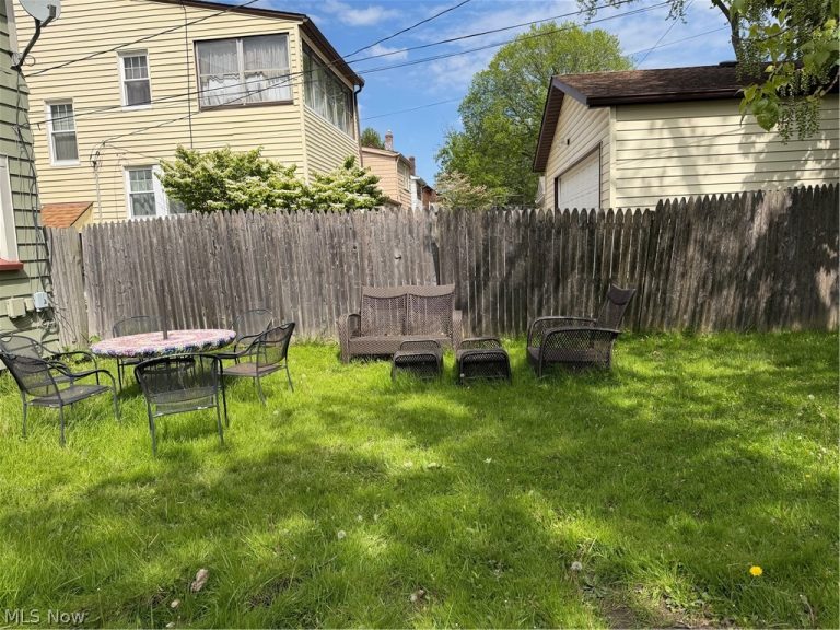 3568 Berkeley Road, Cleveland Heights, OH - Photo 3