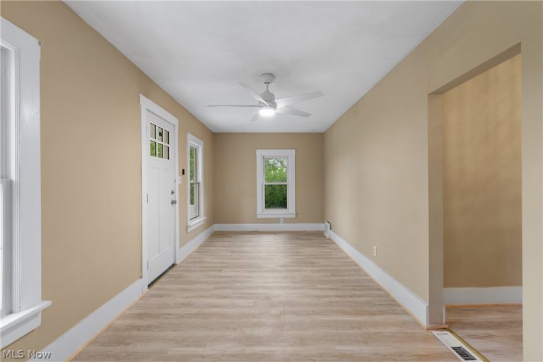 2371 Greensburg Road, Green, OH - Photo 3