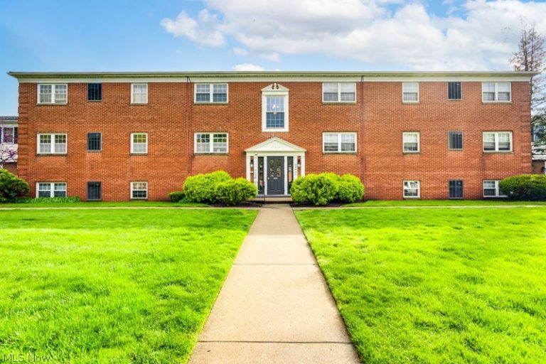 3944 Brendan Lane #G508, North Olmsted, OH, 44070