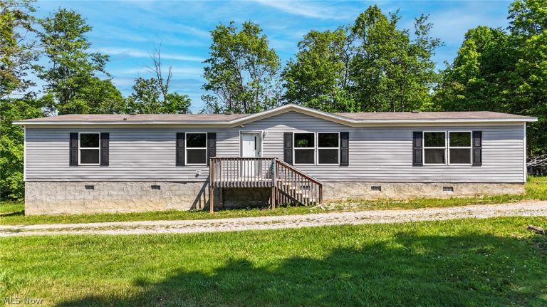 7455 Stanleyville Road, Whipple, OH, 45788