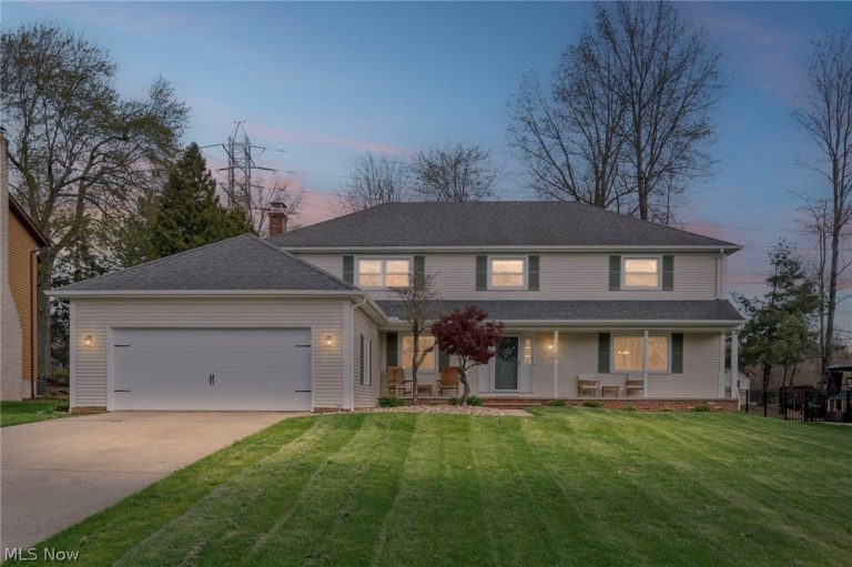 6949 Renwood Road, Independence, OH, 44131