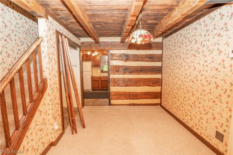 2909 Sanitarium Road, Akron, OH - Photo 6