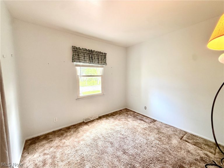 831 Kimberly Circle, Oberlin, OH - Photo 6