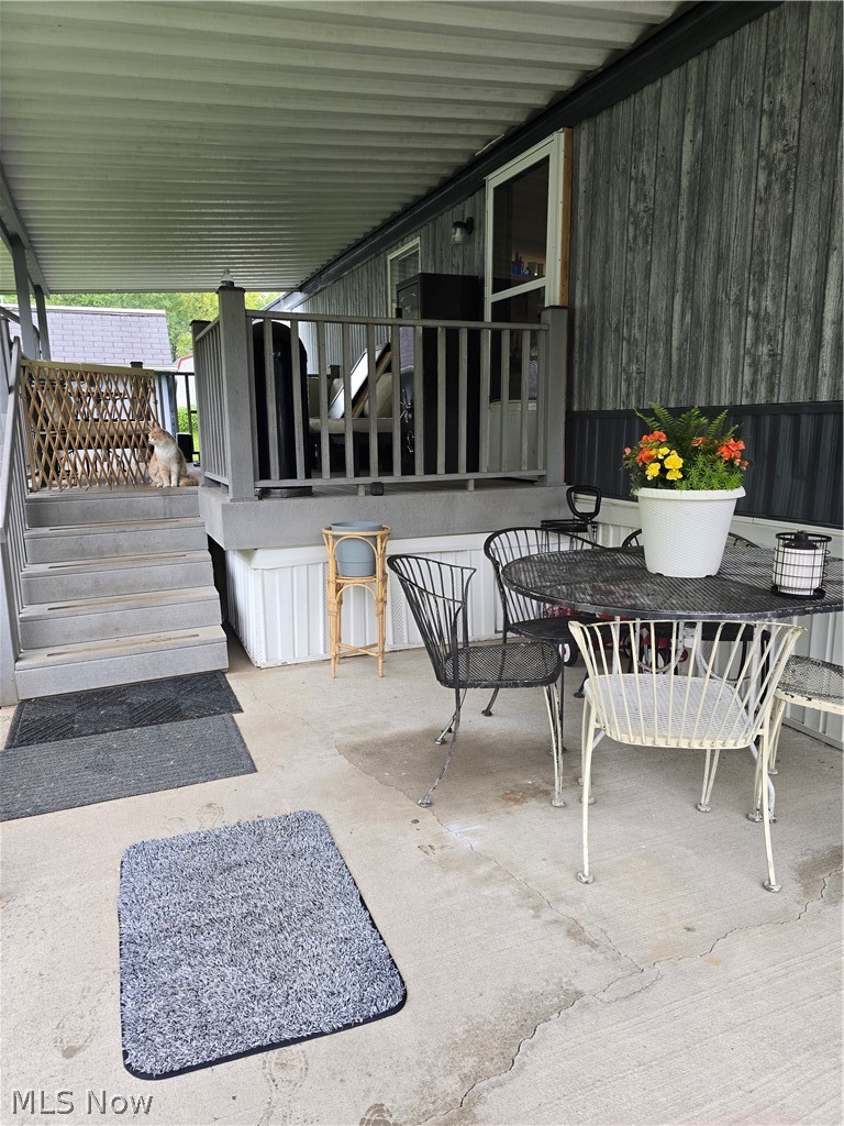 42 Redwood Drive, Beloit, OH - Photo 3