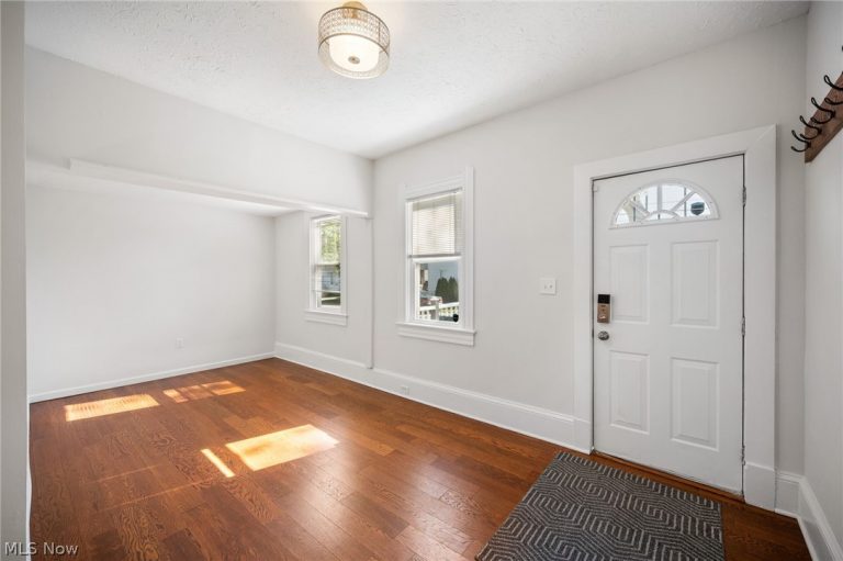 1964 57th Street, Cleveland, OH - Photo 2