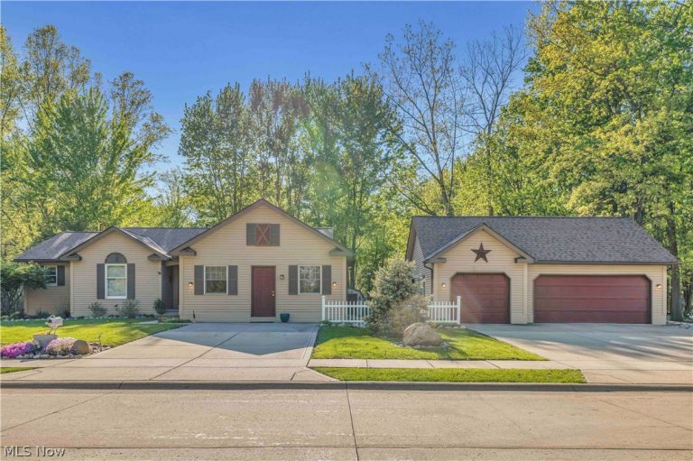7468 Dyke Avenue, North Ridgeville, OH, 44039