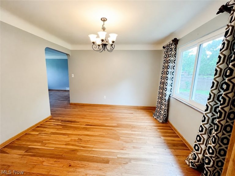 7300 Maplewood Road, Parma, OH - Photo 8