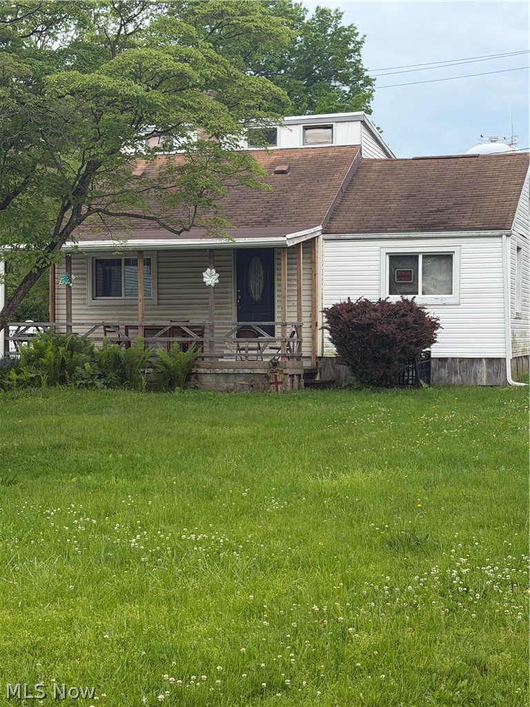 525 Wabash Avenue, Brewster, OH - Photo 2