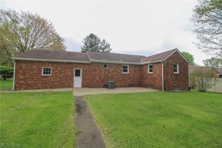 7854 Lee Run Road, Poland, OH - Photo 3