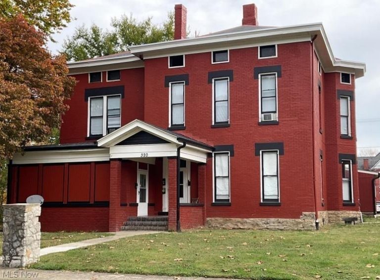 320 Woodlawn Avenue, Zanesville, OH, 43701