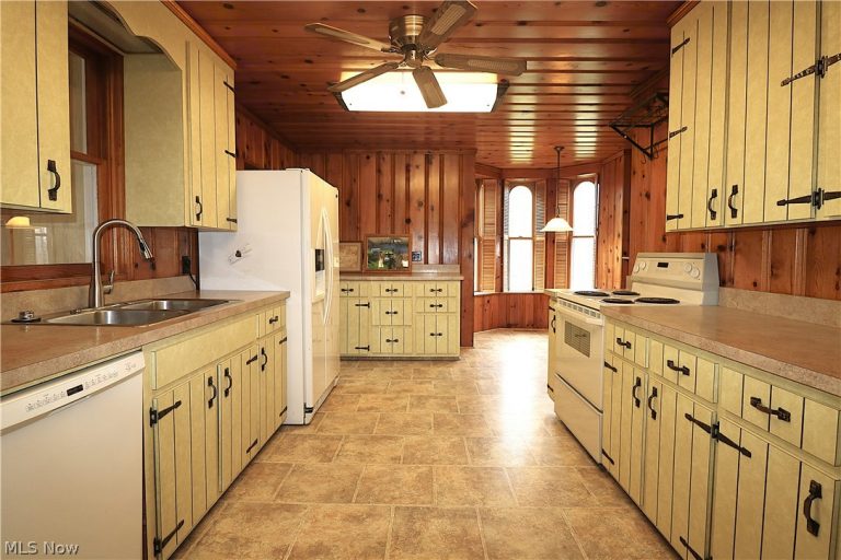 5951 State Route 303, Wakeman, OH - Photo 4