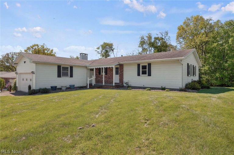 994 Leann Street, Wooster, OH - Photo 2