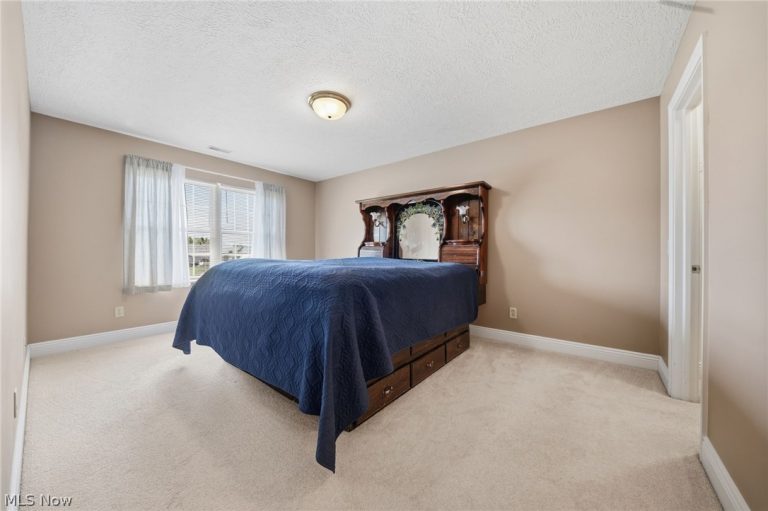 6000 Lake Road #423, Ashtabula, OH - Photo 8