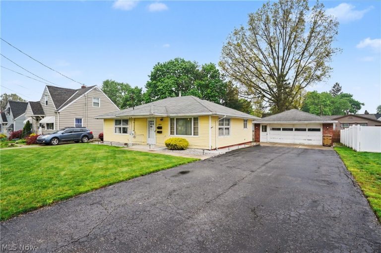 2651 11th Street, Cuyahoga Falls, OH - Photo 3