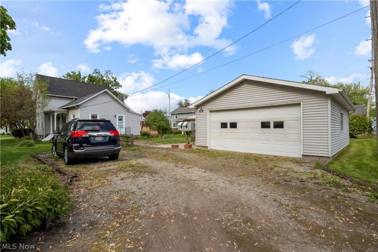 5459 South Street, Vermilion, OH - Photo 4