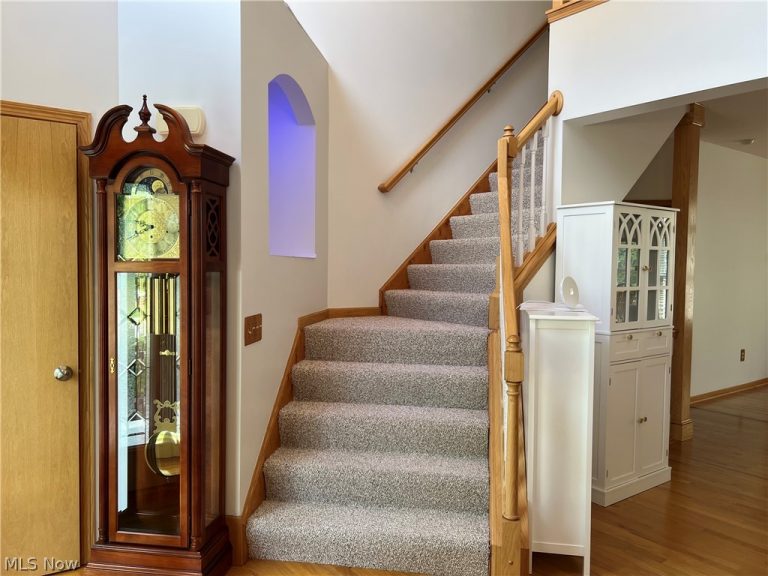4094 Turnberry Drive, Medina, OH - Photo 2