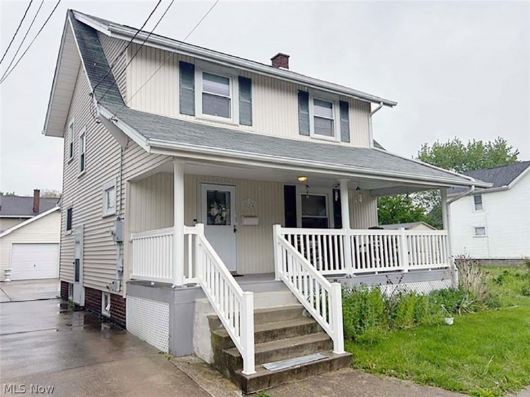 824 Smith Avenue, Canton, OH, 44708