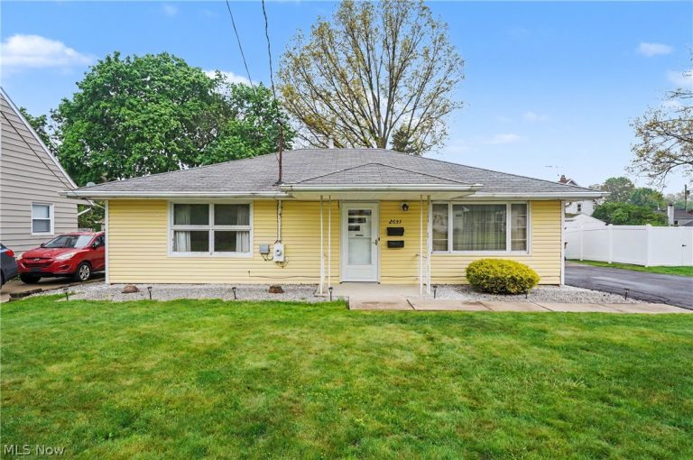2651 11th Street, Cuyahoga Falls, OH, 44221