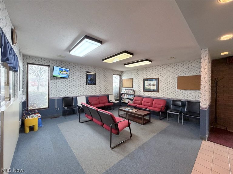 656 Chestnut Street, Coshocton, OH - Photo 4