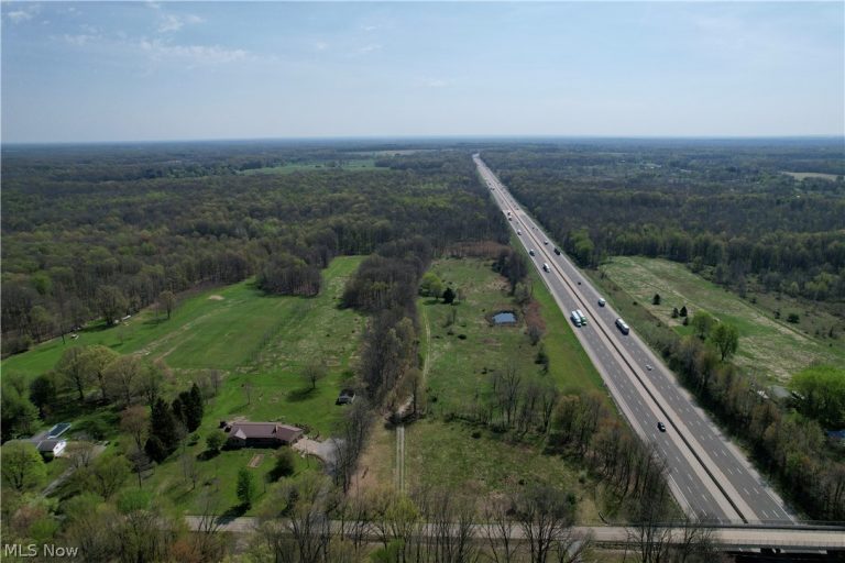 9200 Horn Road, Windham, OH - Photo 6