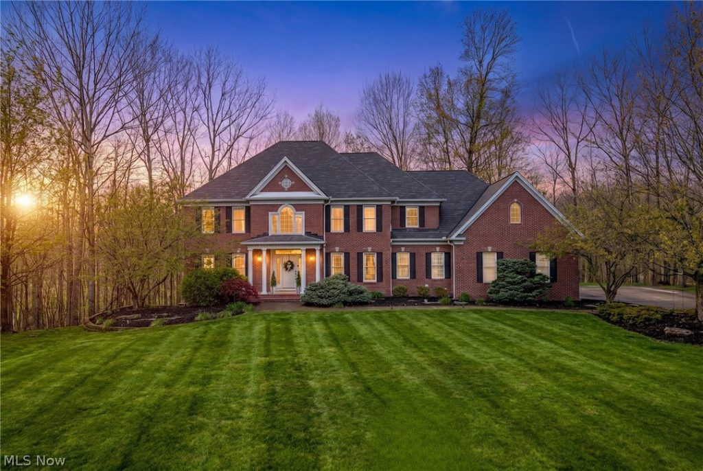 6030 Penfield Lane, Solon, OH