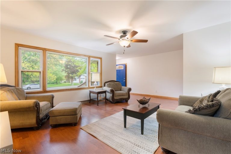 1213 Pleasantview Avenue, North Canton, OH - Photo 5