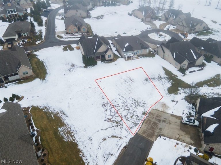 7767 Exeter Court, Canfield, OH - Photo 4