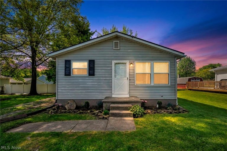 1144 Noble Street, Barberton, OH, 44203