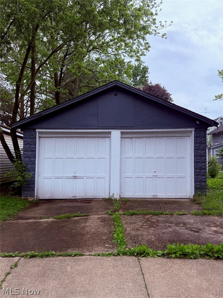 2183 25th Street, Akron, OH - Photo 6