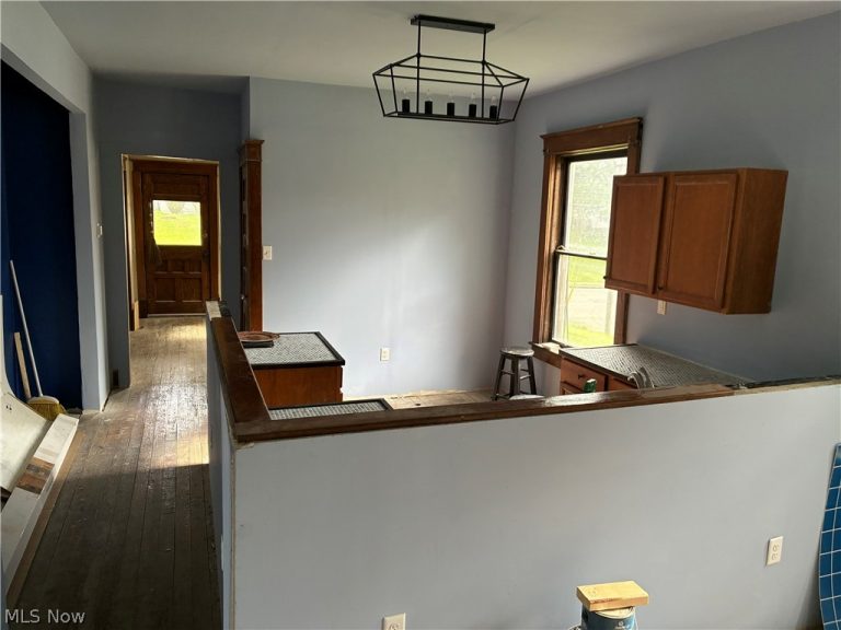 2007 Lincoln Way, Massillon, OH - Photo 8