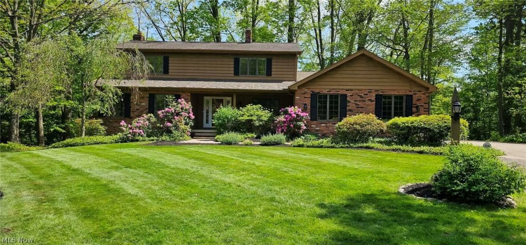 35970 Timber Ridge Lane, Willoughby, OH