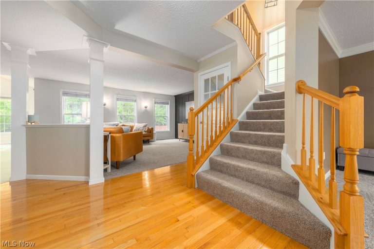 37972 Pebble Lake Trail, North Ridgeville, OH - Photo 3