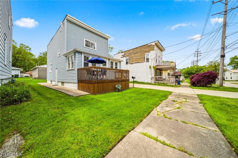 1723 Harbor Avenue, Ashtabula, OH - Photo 3