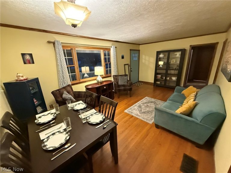 744 Baker Avenue, New Philadelphia, OH - Photo 2