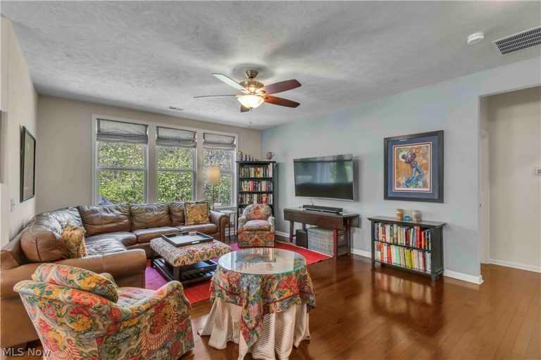 488 Arbor Lane, Copley, OH - Photo 3