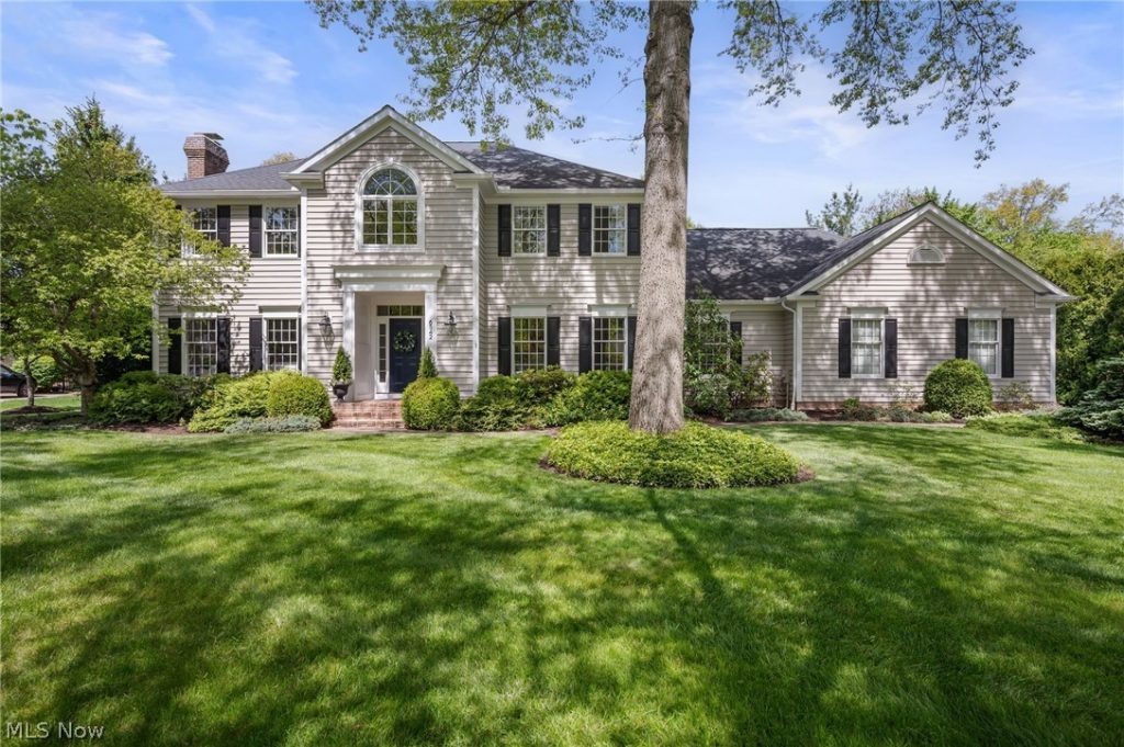 6542 Hammontree Drive, Hudson, OH