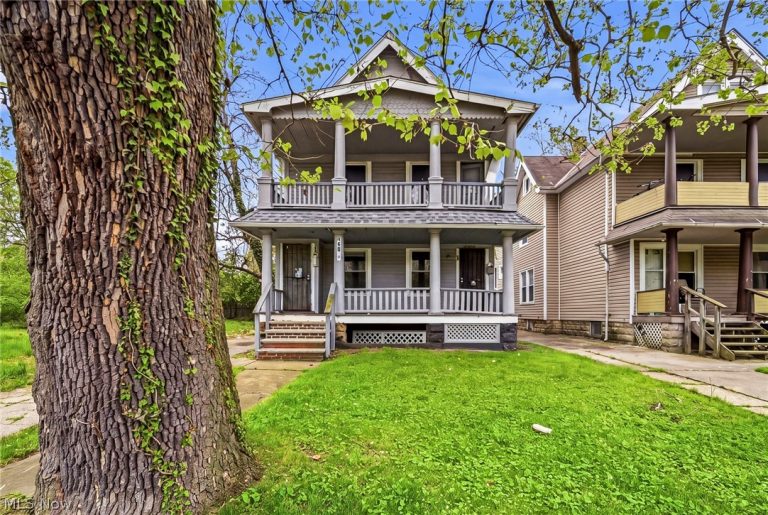 10022 Adams Avenue, Cleveland, OH - Photo 2