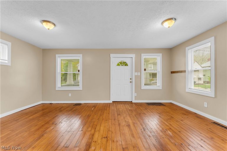 4105 Muriel Avenue, Cleveland, OH - Photo 4