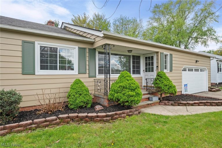 13257 Whitney Road, Strongsville, OH - Photo 2