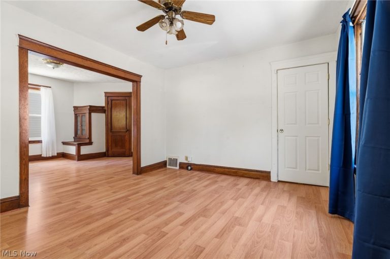 14520 Bayes Avenue, Lakewood, OH - Photo 4