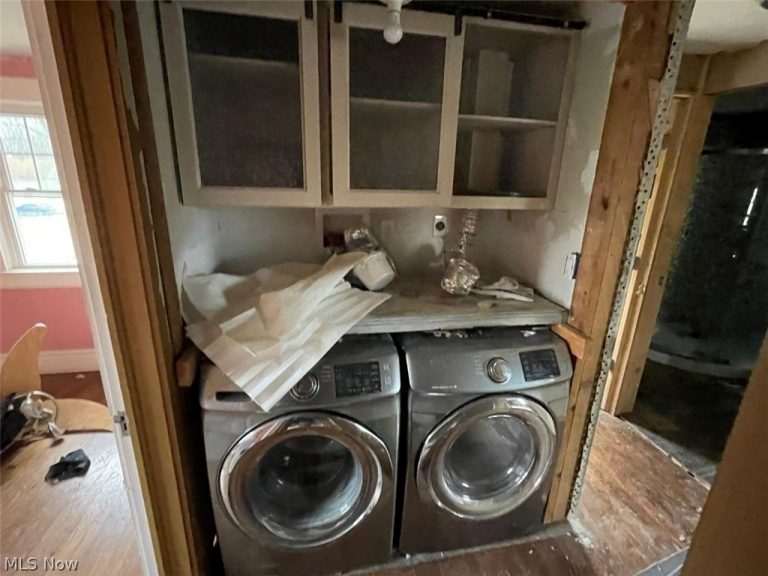 73 Burns Avenue, Akron, OH - Photo 8