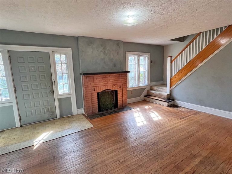 2464 4th Street, Cuyahoga Falls, OH - Photo 6