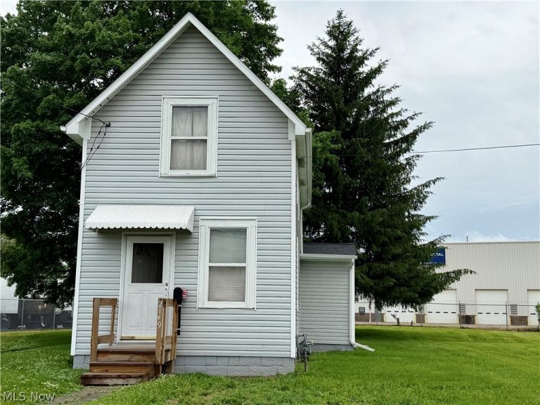 2149 Henry Avenue, Canton, OH - Photo 3