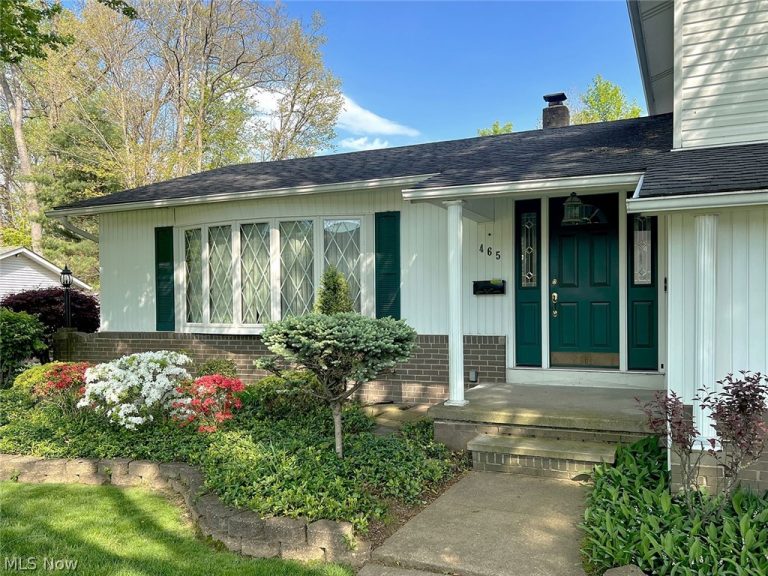 465 Kar A Bru, Amherst, OH - Photo 2