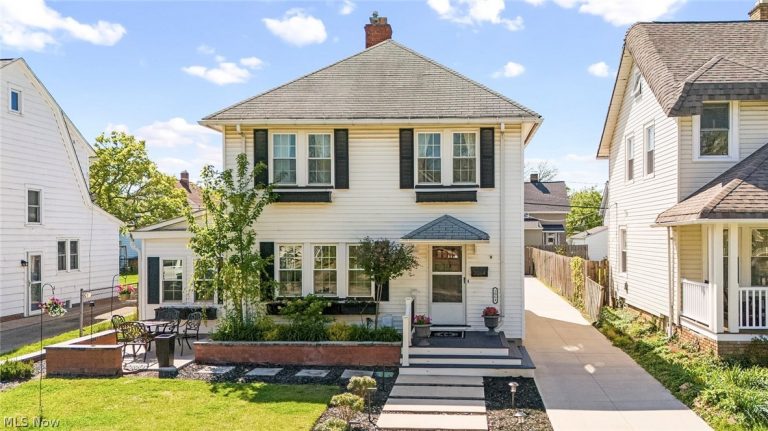 2064 Lincoln Avenue, Lakewood, OH, 44107