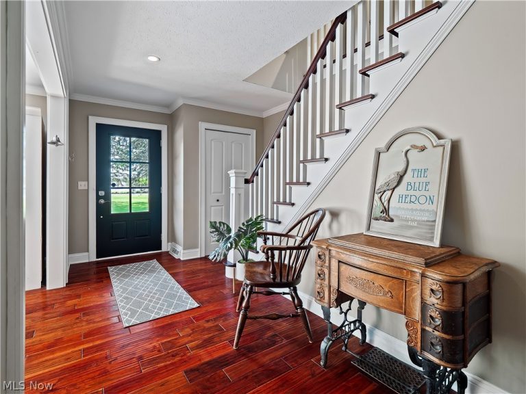 4802 Center Road, Avon, OH - Photo 4