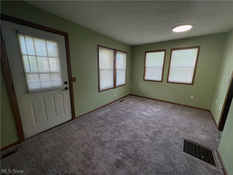 350 Louisiana Avenue, Elyria, OH - Photo 3