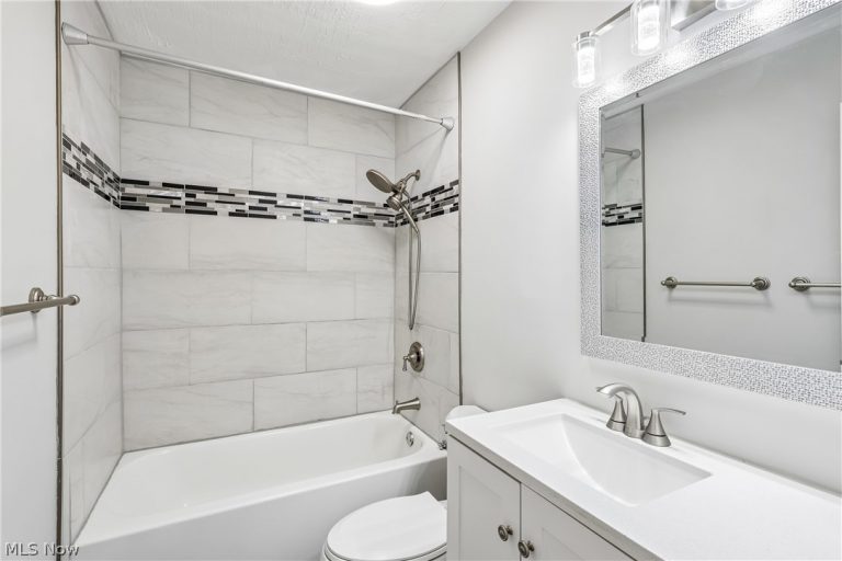 5995 Liberty Road, Solon, OH - Photo 6