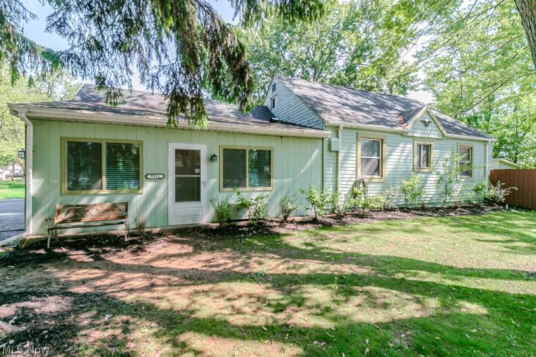 9041 Maiden Lane, Mentor, OH, 44060