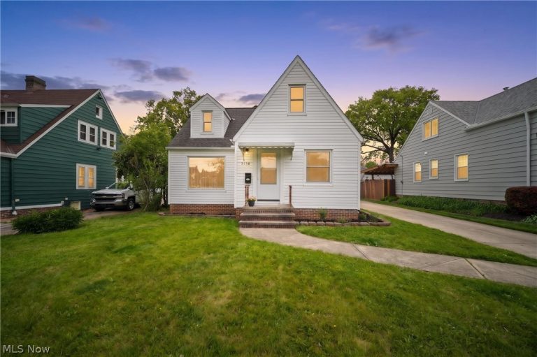 9158 Snow Road, Parma, OH, 44130
